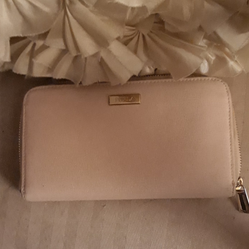 Marc Jacob's wallet